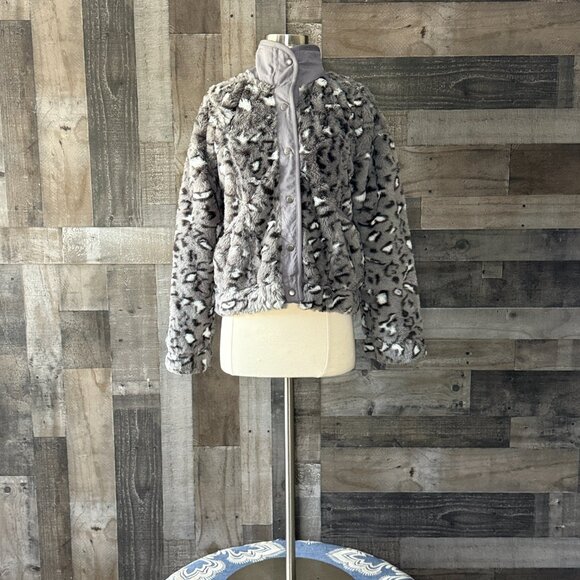 NWT! Socialite faux fur gray leopard print jacket small feminine glam winter - Picture 7 of 10